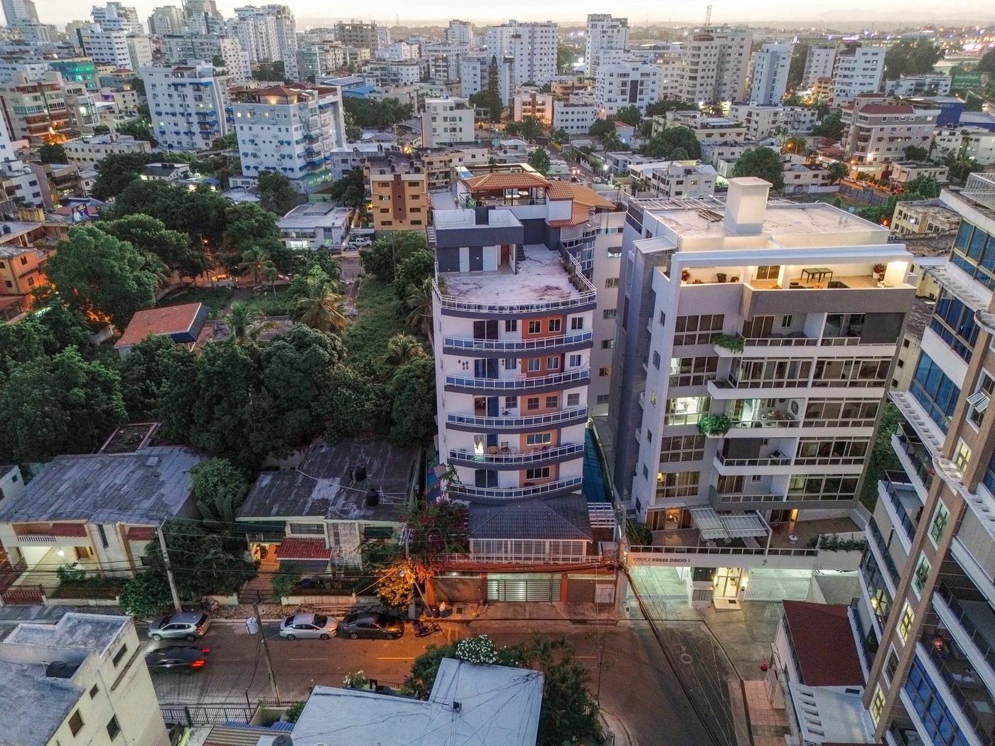 El edificio en su entorno