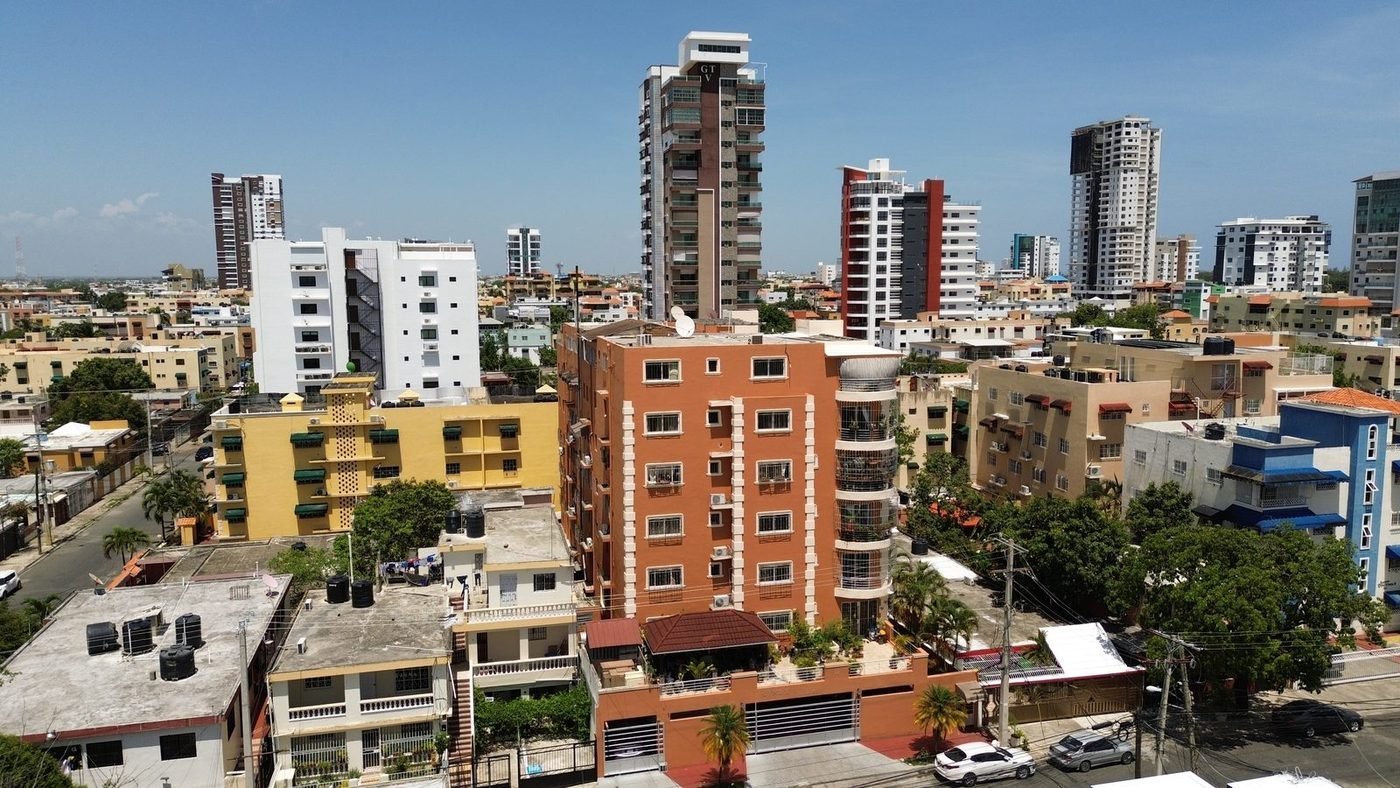 El edificio y la ciudad